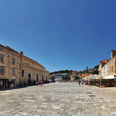 1 Bedroom Awesome Apartment In Vrboska