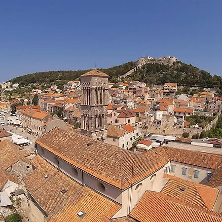 شقة 1 Bedroom Awesome Apartment In Vrboska *